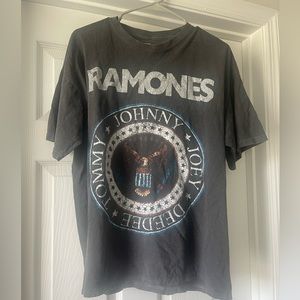 Ramones graphic tee